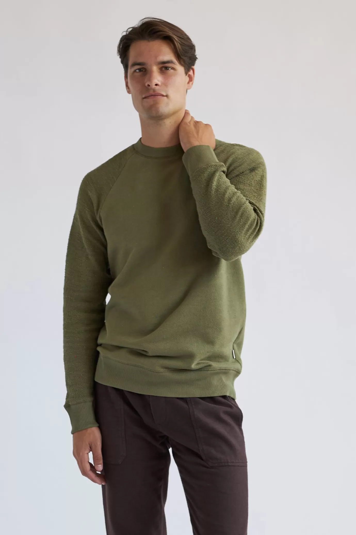 Twothirds Dunmore-Moss Green^ Crewneck