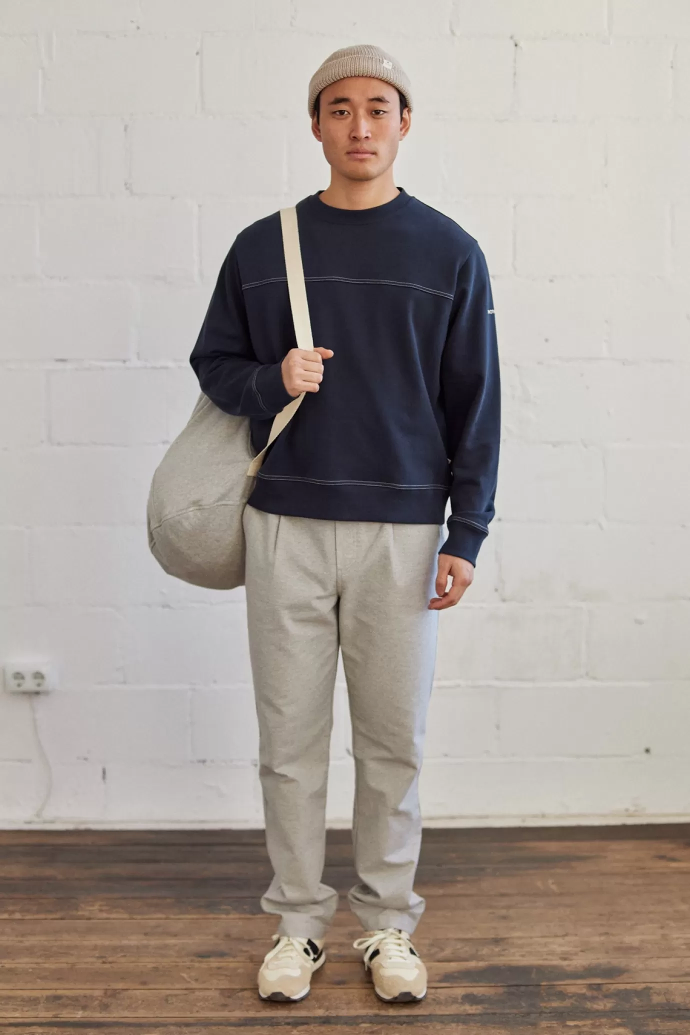 Twothirds Goeland-Navy^ Crewneck