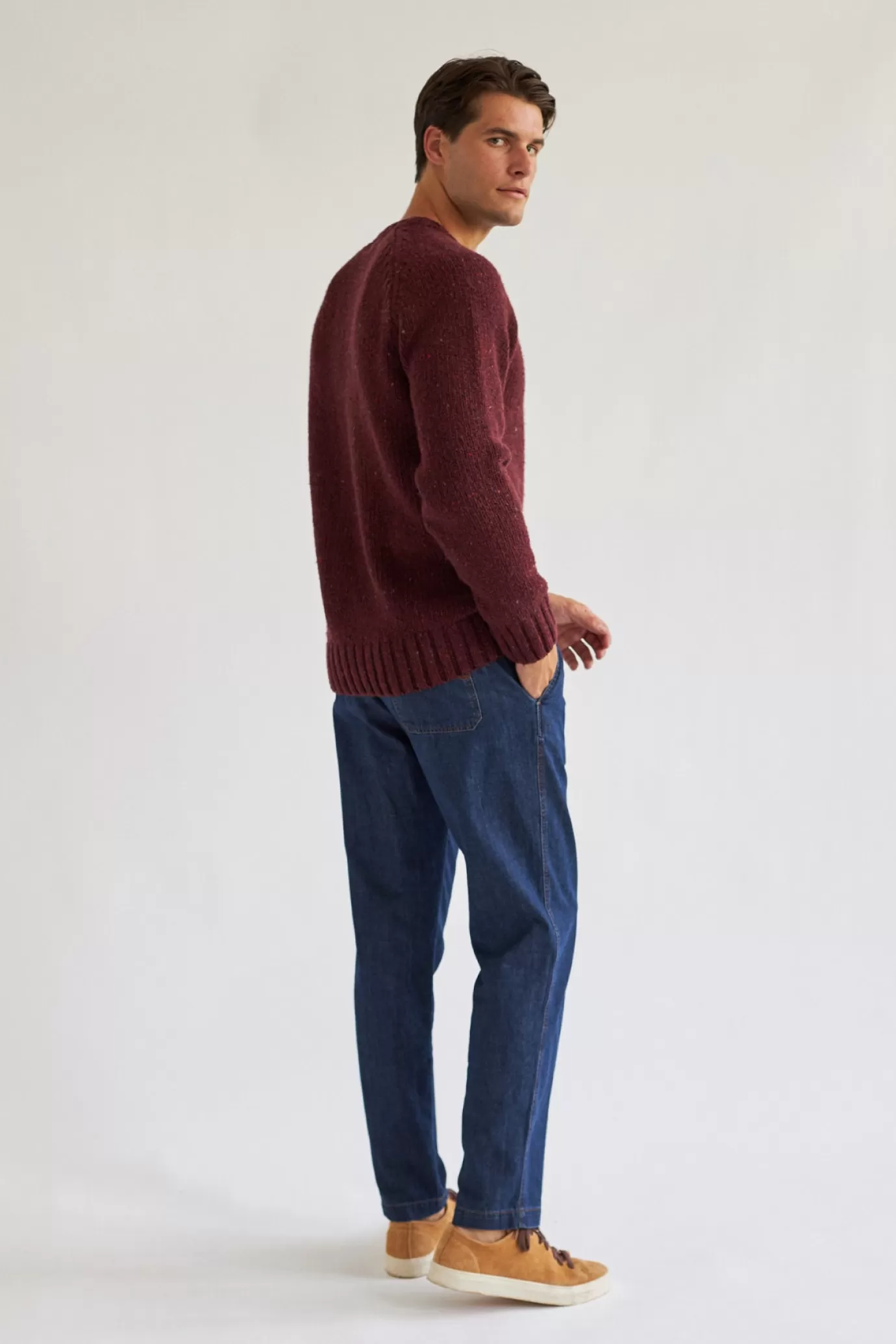 Twothirds Golden-Burgundy^ Wool